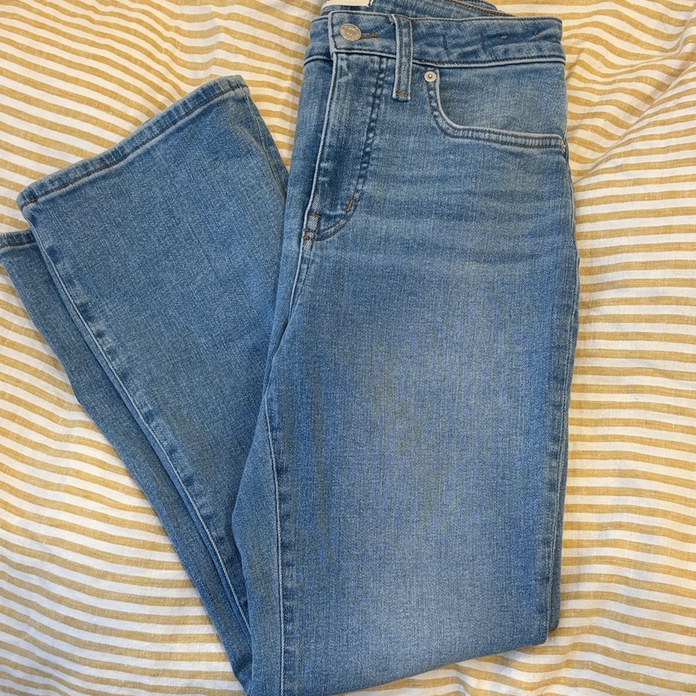 Madewell Mid-Rise Kick Out Jeans